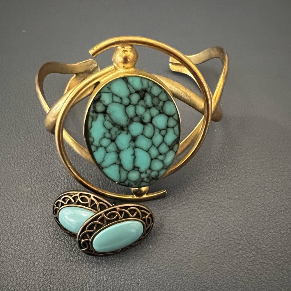 Silver and Turquoise Bracelet and Earring Set